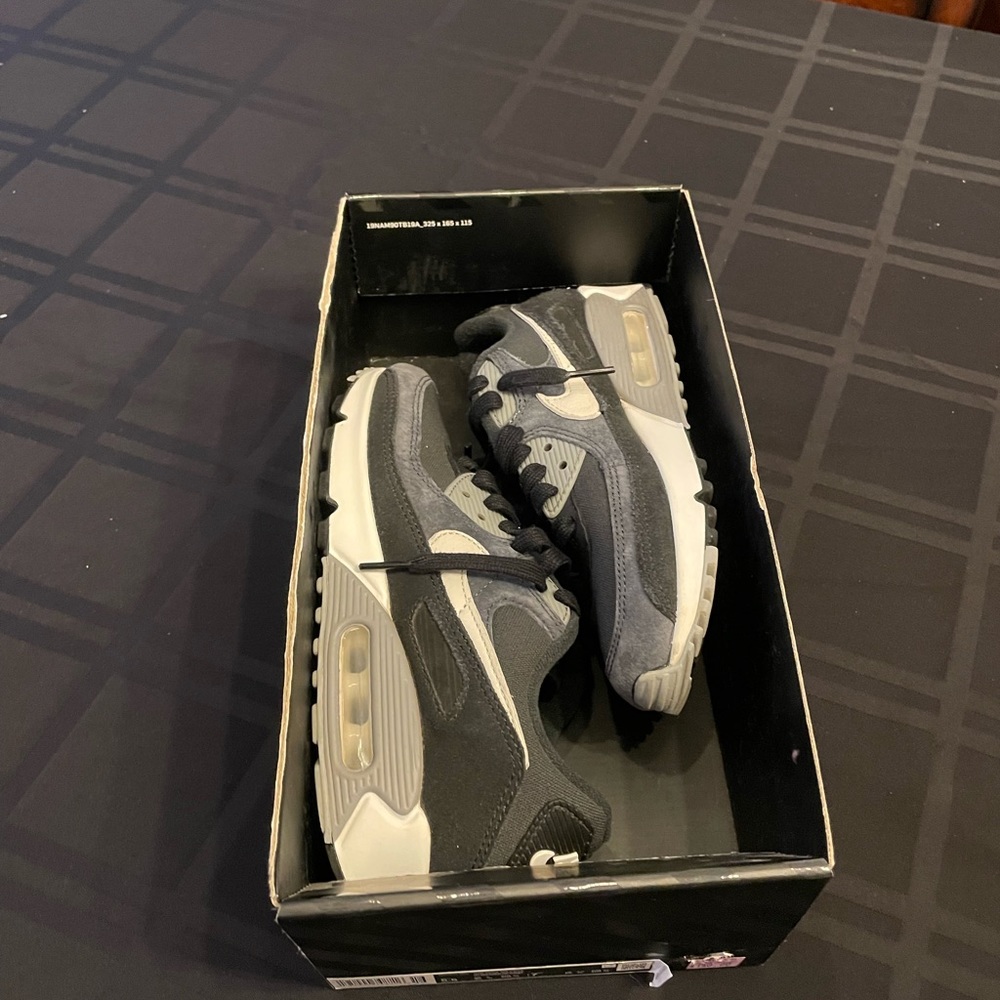 Like new Nike Air Max 5.5 size only worn two times inside.